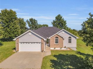 23211 Rains Rd, Polo, MO 64671