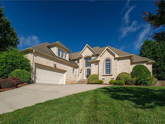 2nd image of 2325 Faircloth Way