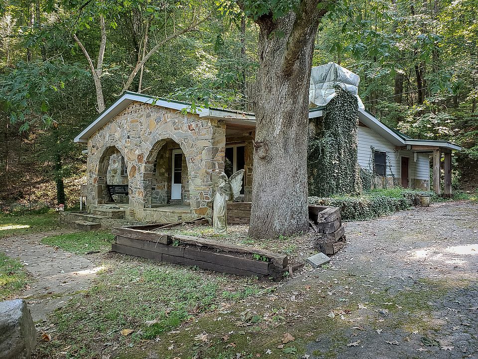 2nd image of 45 Gilchrist Dr