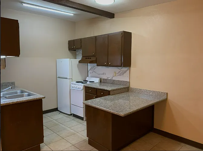 DS 226 Cherry Street - University Park Apartments — Photo 2