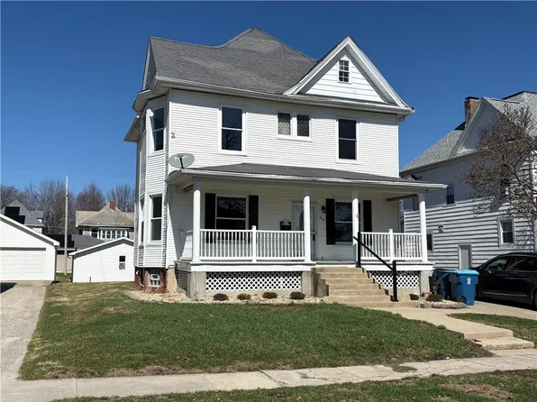 614 E Washington St, Hoopeston, IL 60942
