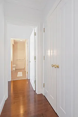 Rented by Keller Williams NYC | media 17