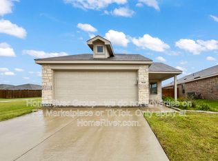 1429 Dovekie Dr, Forney, TX 75126