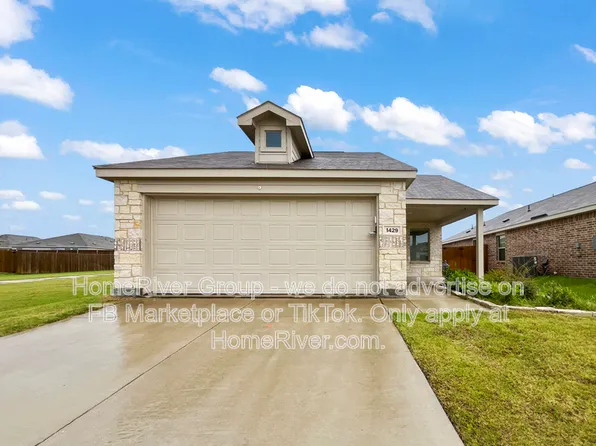 1429 Dovekie Dr, Forney, TX 75126