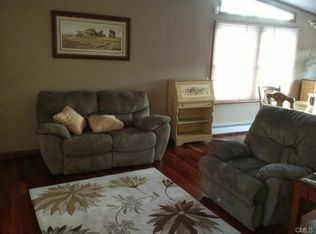 100 Green Pond Rd, Sherman, CT 06784