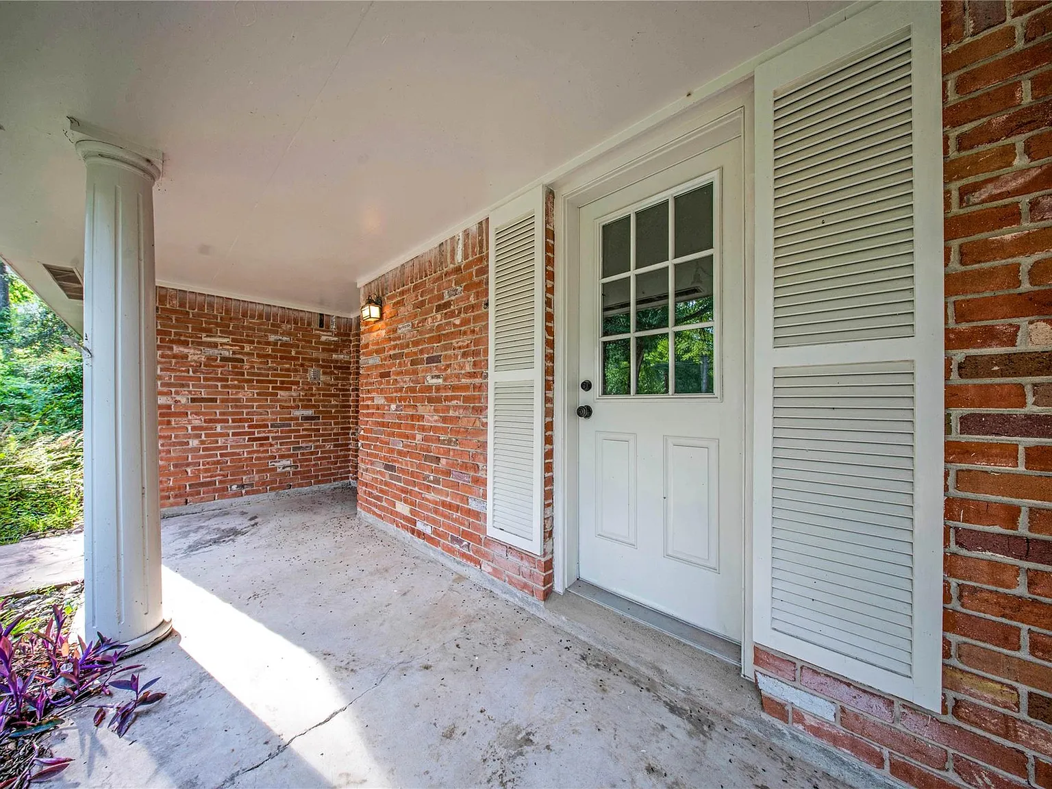 5 bed, 5.0 bath, 3821 sqft, $3,500 — Photo 4