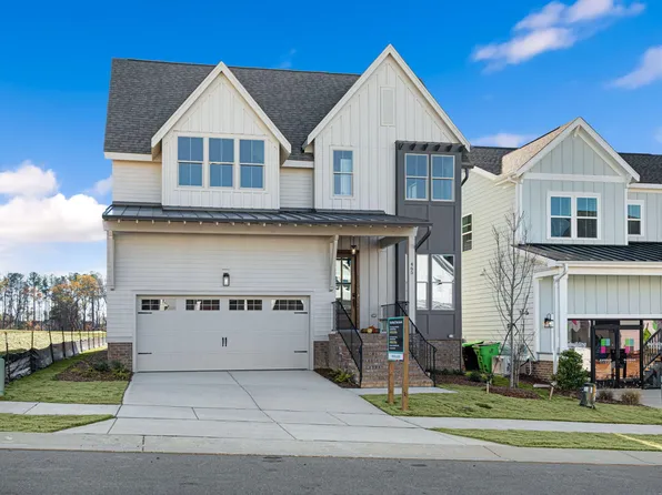 465 Douglas Falls Dr, Wendell, NC 27591
