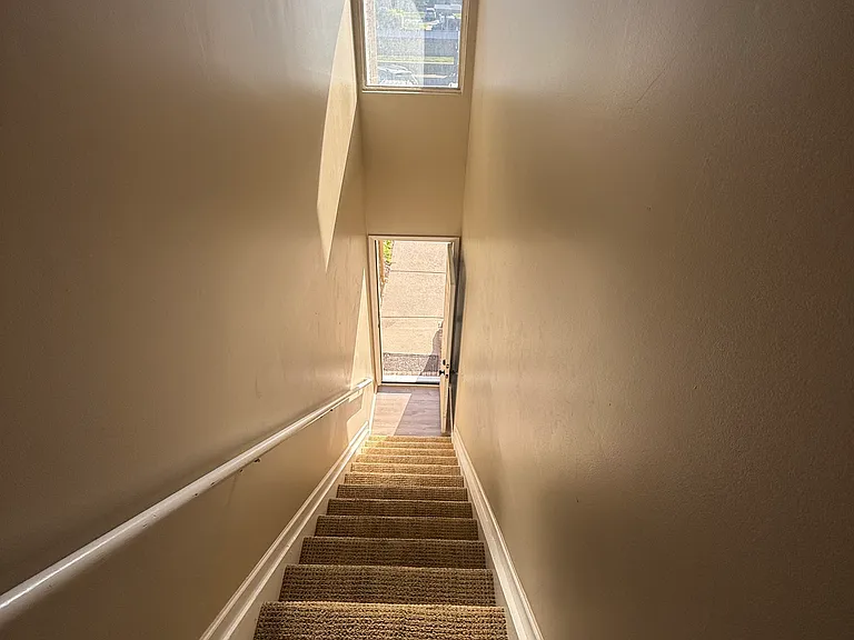 Lakepointe Dr — Photo 26