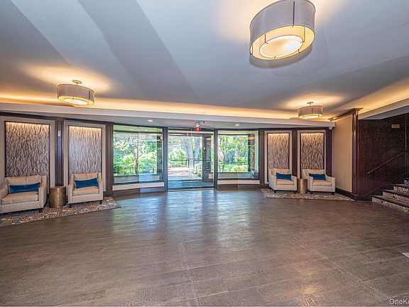 4th image of 50 Brompton Road Apt 3H