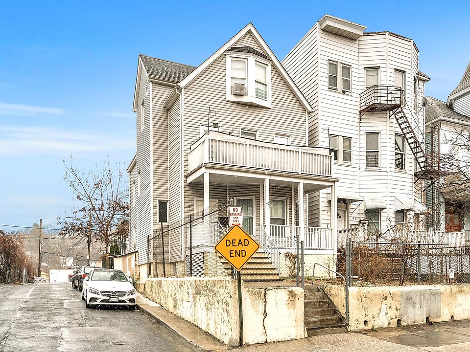 1st image of 40 Caroline Ave