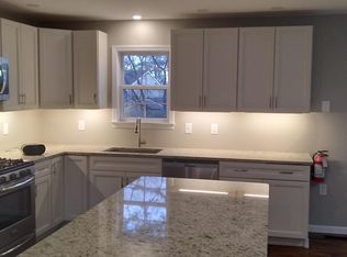 129 Seaspray Rd, Manahawkin, NJ 08050