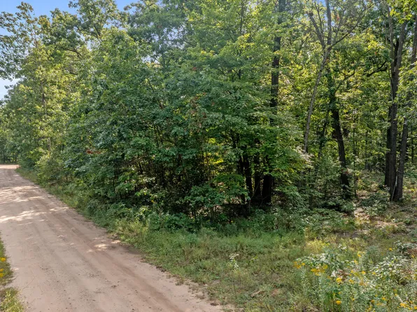 V/l Evanston Oaks Ave, Muskegon, MI 49442