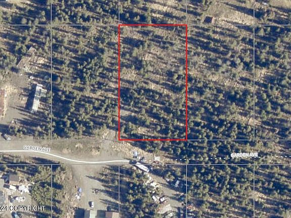 2nd image of L8 Garden Ave