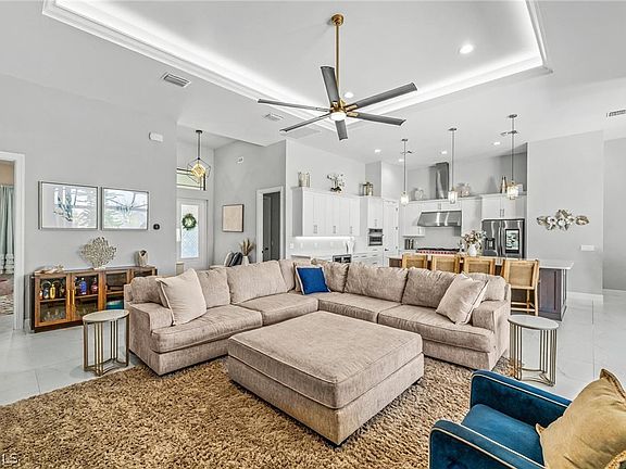5th image of 1418 NW 37th Pl