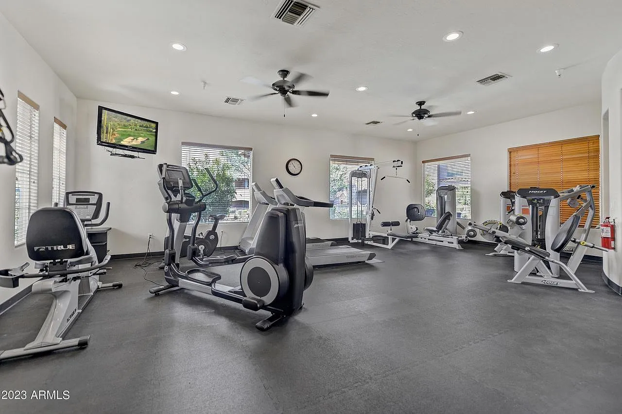 19475 N Grayhawk Dr — Photo 3