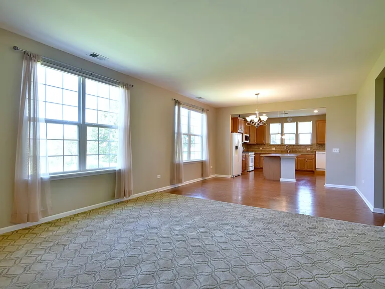 821 Voyage Way — Photo 10