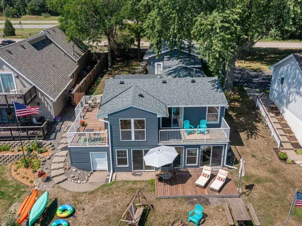 26755 Fremont Dr, Zimmerman, MN 55398