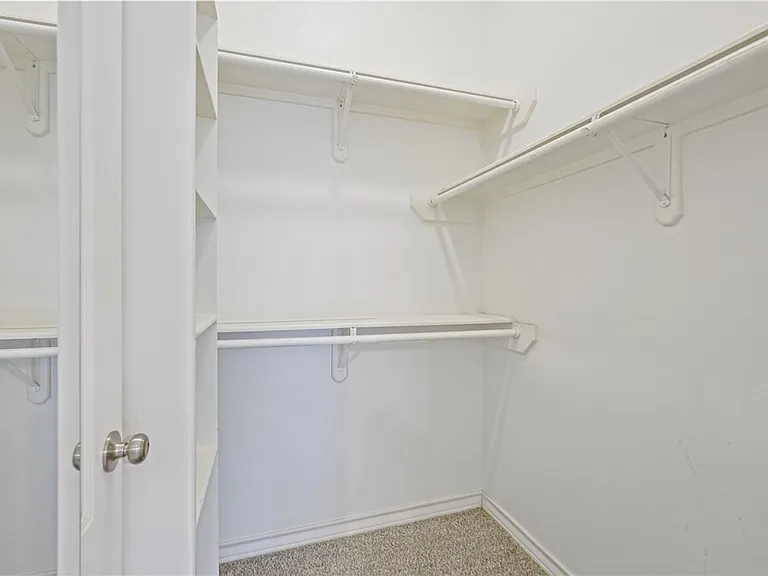 15410 Grass Cay Ct — Photo 27