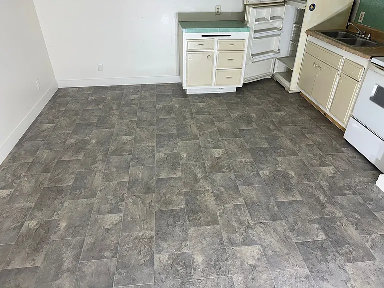 1808 Fairfield Ave — Photo 5