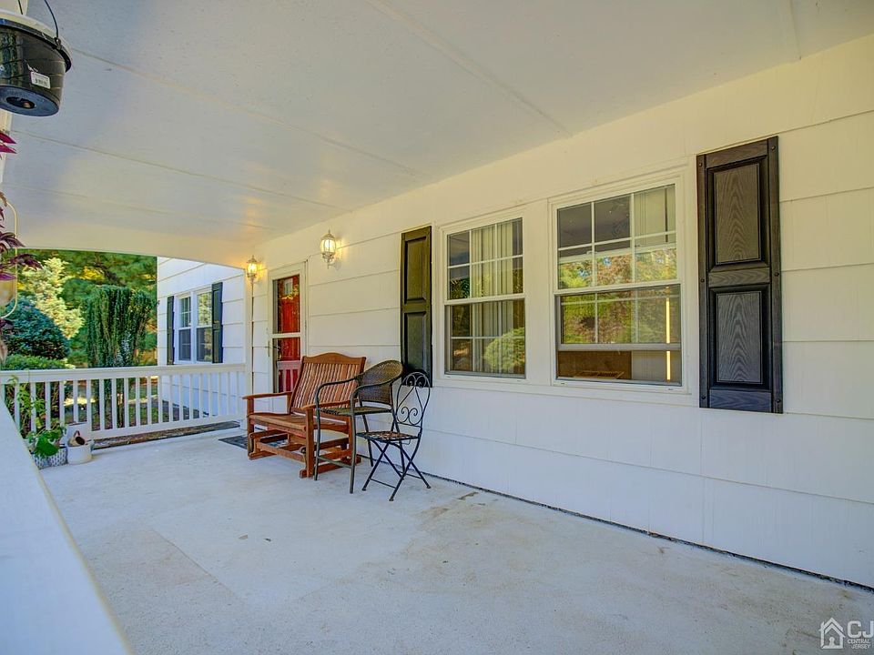 40 Ryan Rd, Manalapan, NJ 07726 MLS 2304322R Zillow