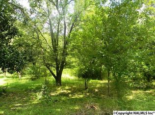 362 Hooks Lake Rd, Gadsden, AL 35901