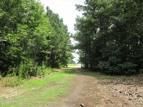 2nd image of 138 Lloyds Lane