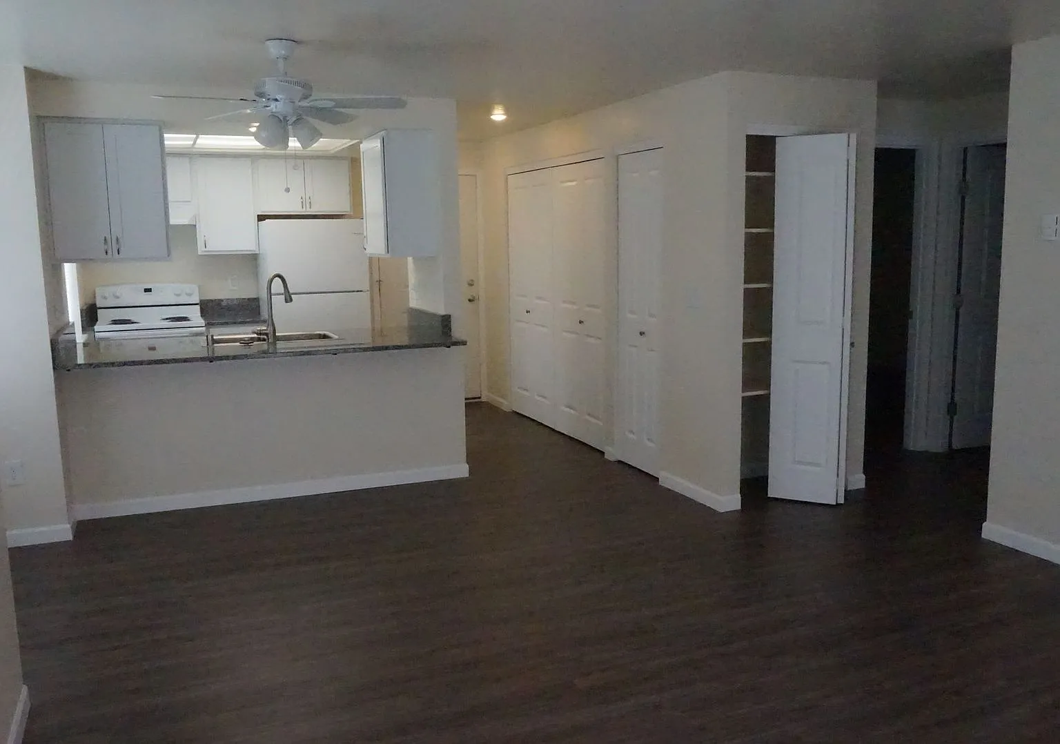 5680 Eagle Pkwy — Photo 1