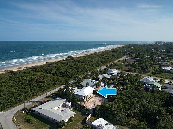 2nd image of 2507 N Ocean Drive