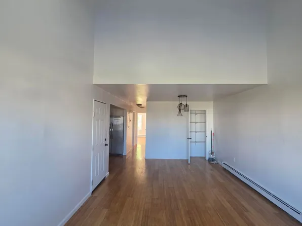 168 Beach 30th Street image 4 of 7