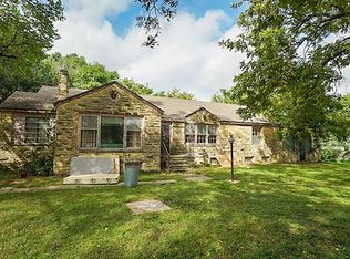 2145 S Bluff Ave, Wichita, KS 67218