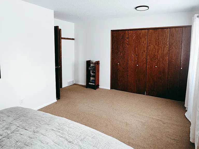 735 Grant St — Photo 4