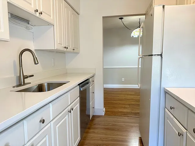 1620 Valley St #1B — Photo 4
