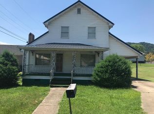 23 Hall St, Allen, KY 41601