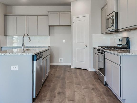 6th image of this home