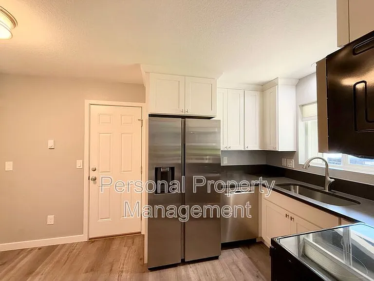 14008 NE 10th St — Photo 6