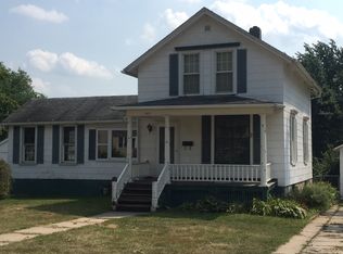 1205 3rd St, Mendota, IL 61342