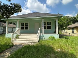 924 N 11th St, Waco, TX 76707