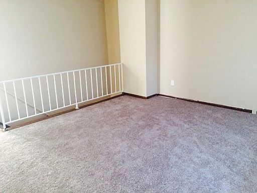 2nd image of 3882 Camelot Dr SE