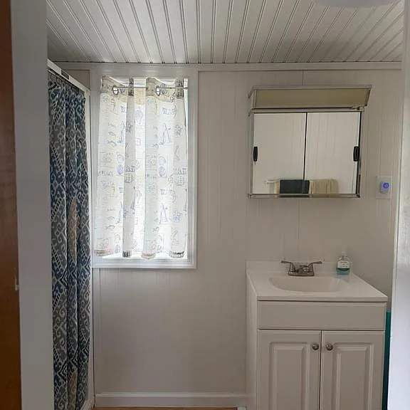 102 Garrison Ave — Photo 15