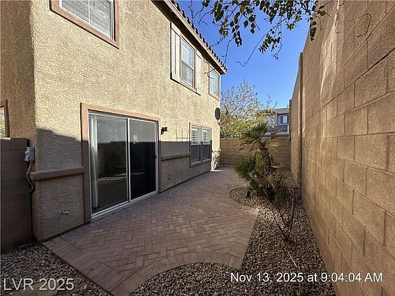 5th image of 179 Desert Pond Ave
