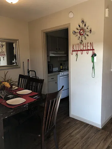 2515 Louise St Photo 1