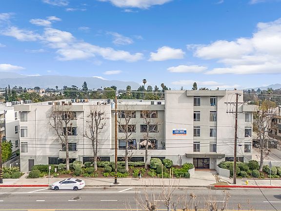 3rd image of 6228 Fulton Ave #2