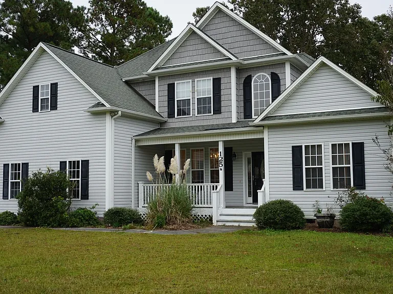 125 Creeks Edge Dr — Photo 1