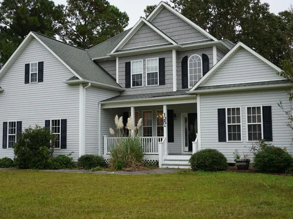 125 Creeks Edge Dr, Sneads Ferry, NC 28460
