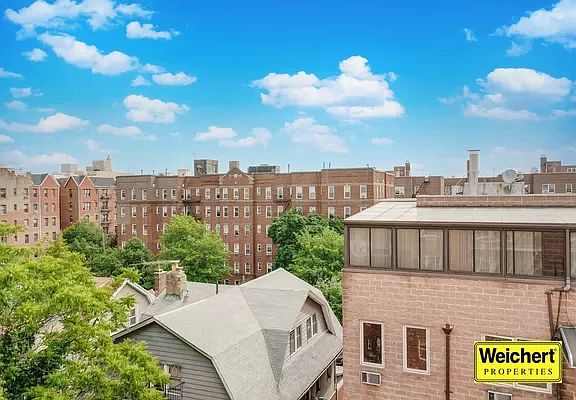 3rd image of 1717 E 18th St APT 6L
