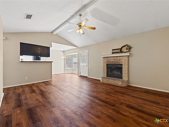 5th image of 2610 Schwertner Dr