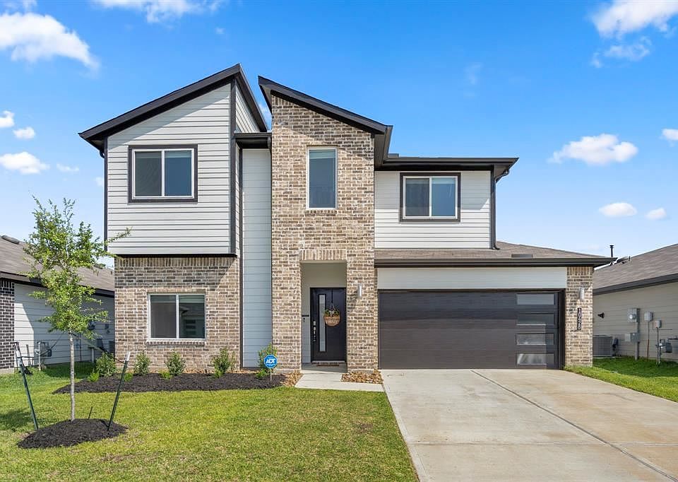 1st image of 10428 Great Basin Ln