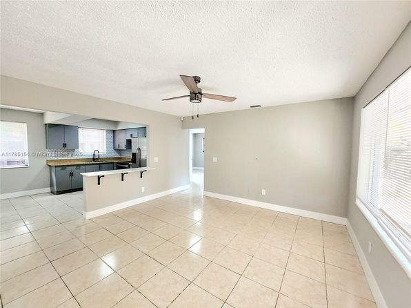 100 NW 40th St #122