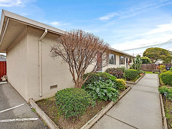3rd image of 782 W Sunset Blvd #782