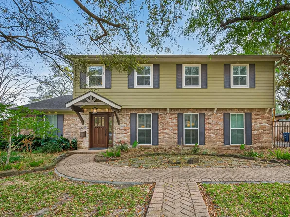 13319 Pinerock Ln, Houston, TX 77079